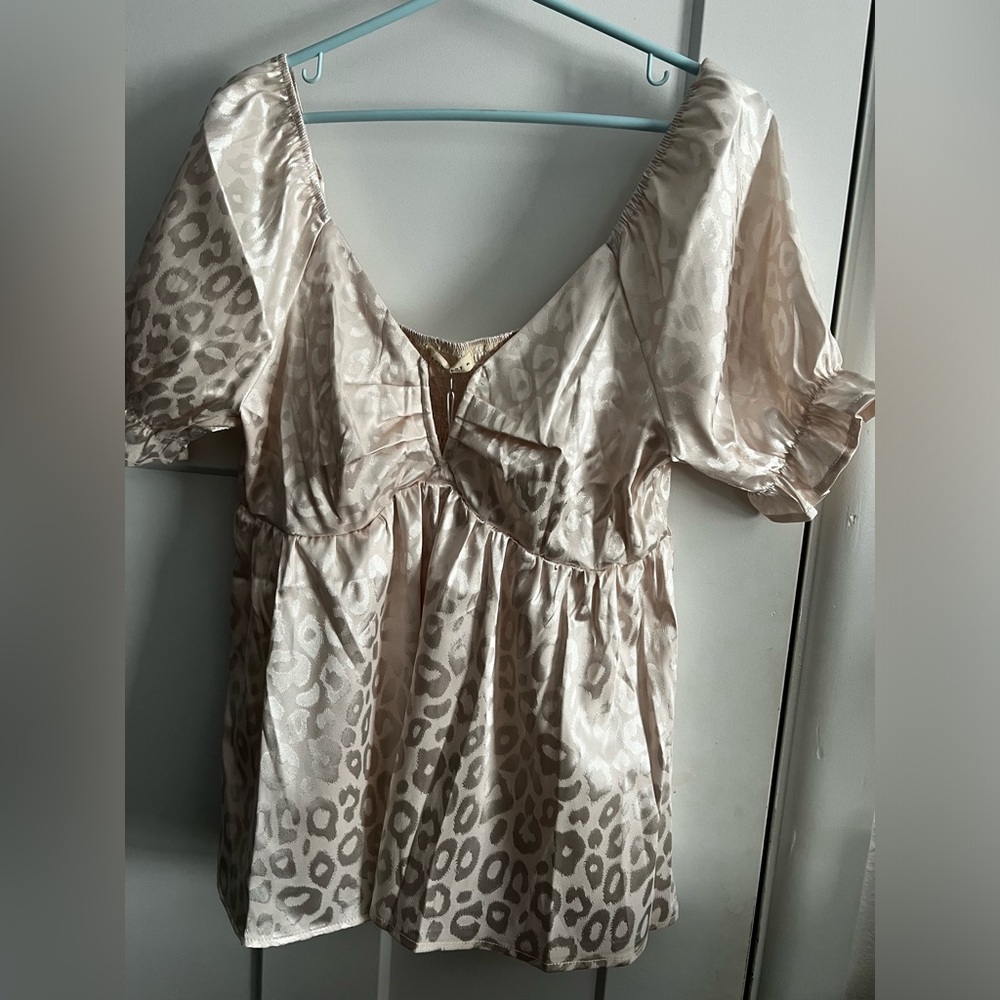 AndTheWhy Cheetah Tshirt XL